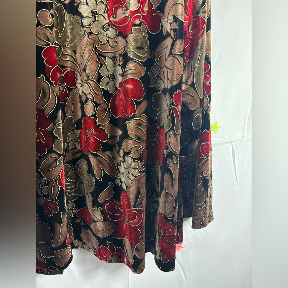 VTG Women's L Velvet Black and Gold Metallic with Vibrant Red Floral - Picture 13 of 13